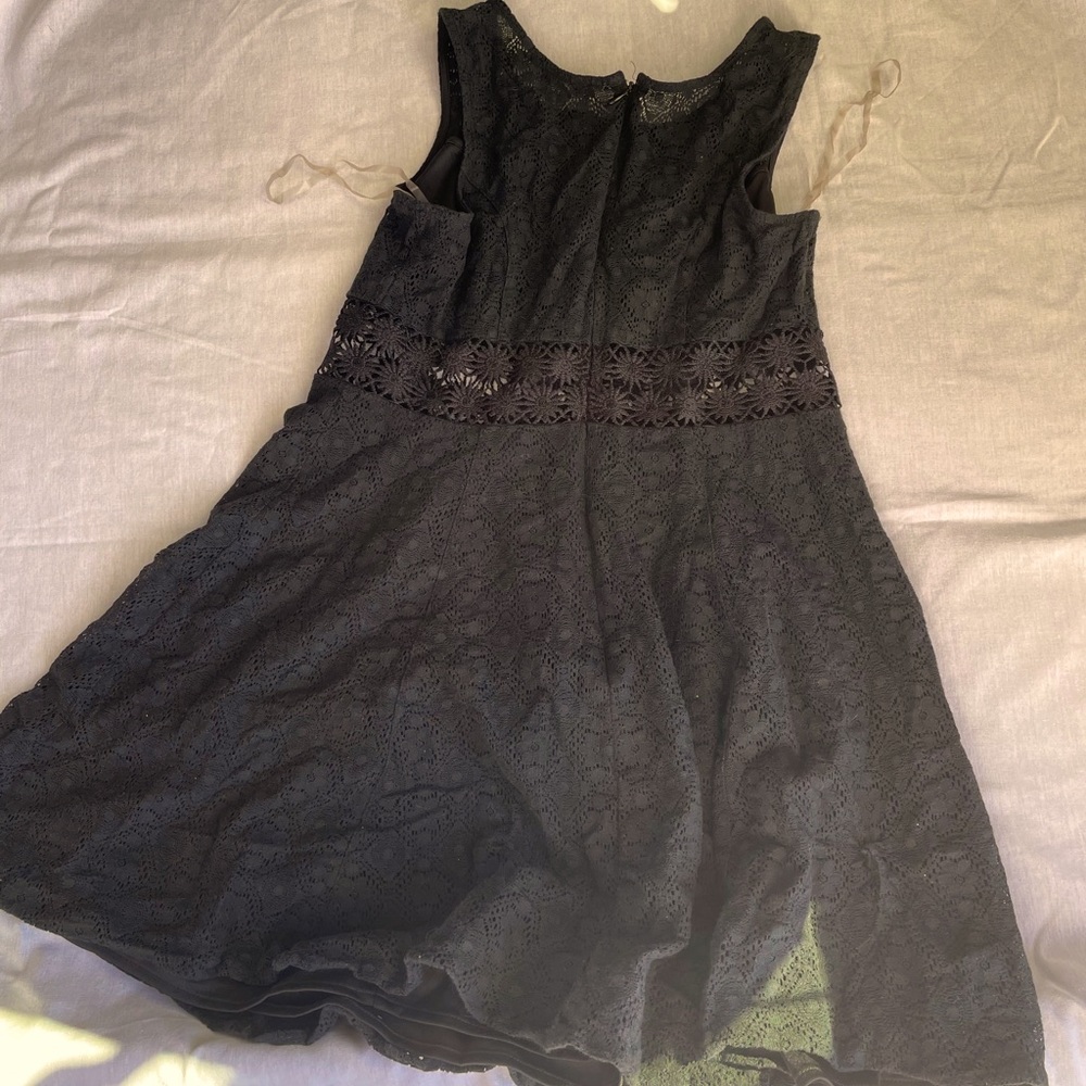 Black casual dress